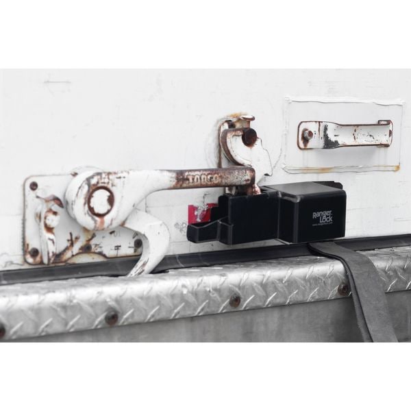 Padlock Guard, Hardened Steel, Blk, 10