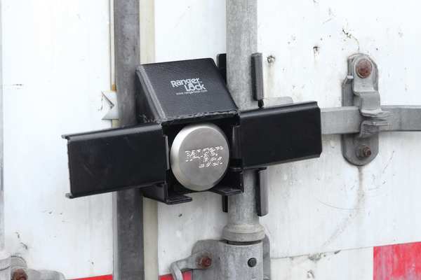 Padlock Guard, Hardened Steel, Blk, 12