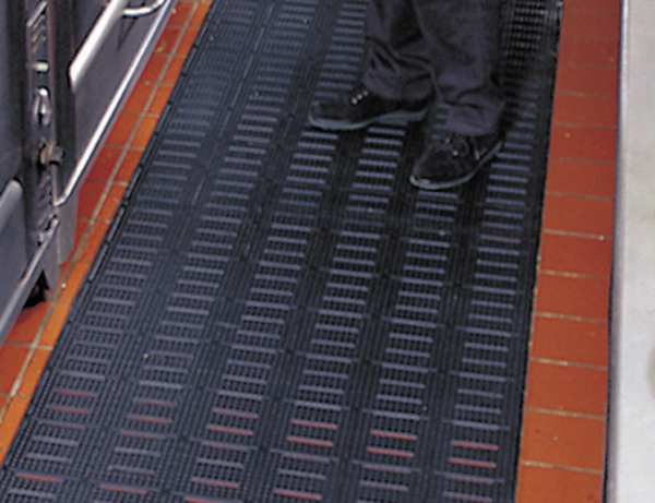 Slotted Antifatigue Mat 24 In W x 3 Ft L, 3/8 In