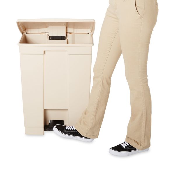 18 gal Rectangular Trash Can, Beige, 19 3/4 in Dia, Step-On, HDPE