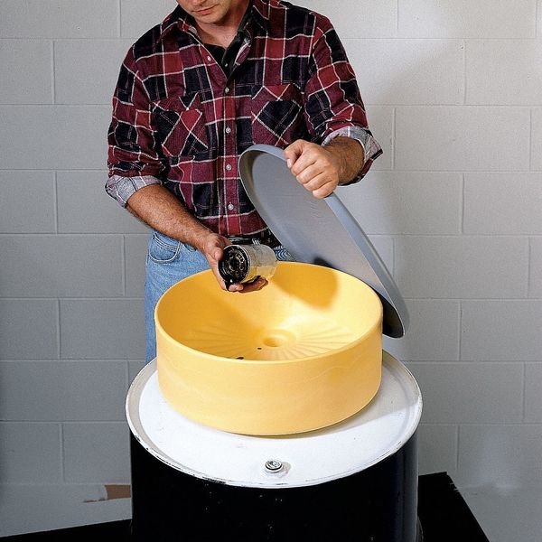 Funnel, No Lid, No Flame Arrester, 18 in x 7 in, 2 in Spout Dia, 2 in NPT, Yellow