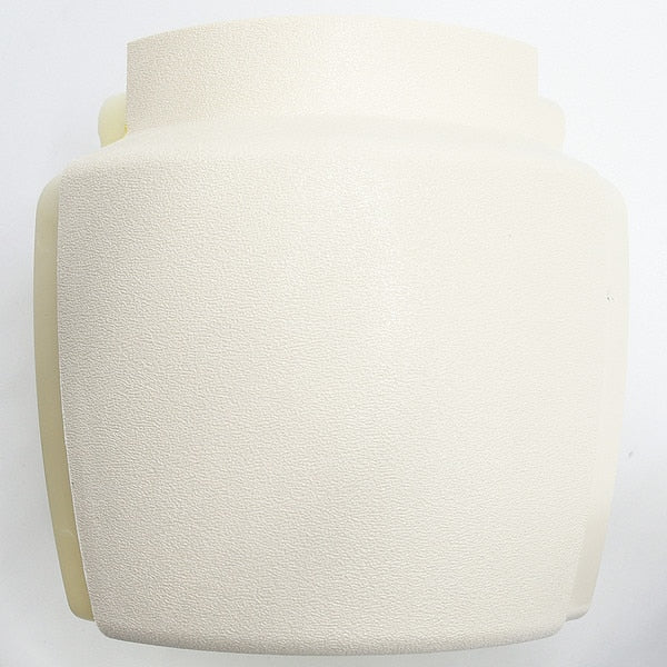 Outside Corner, Parchment