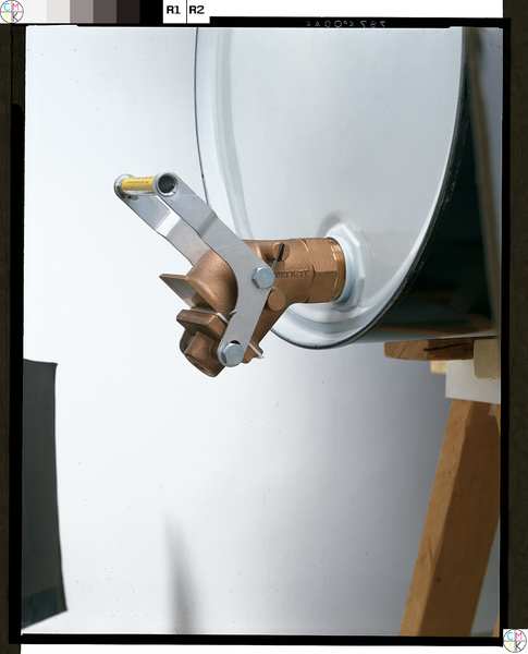 Drum Faucet, 3/4 In, Self-Closing, Brass