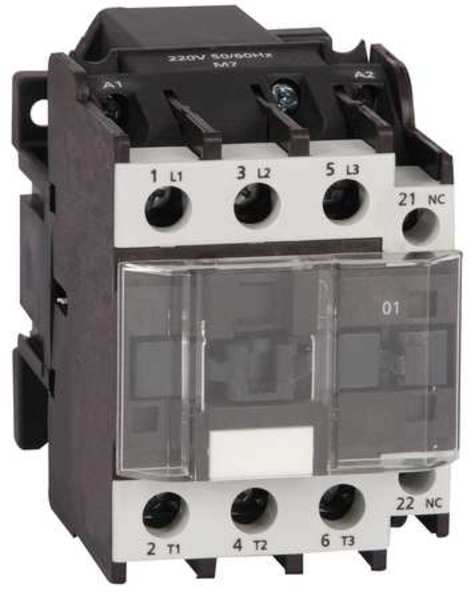 IEC Magnetic Contactor, 3 Poles, 240 V AC, 32 A, Reversing: No