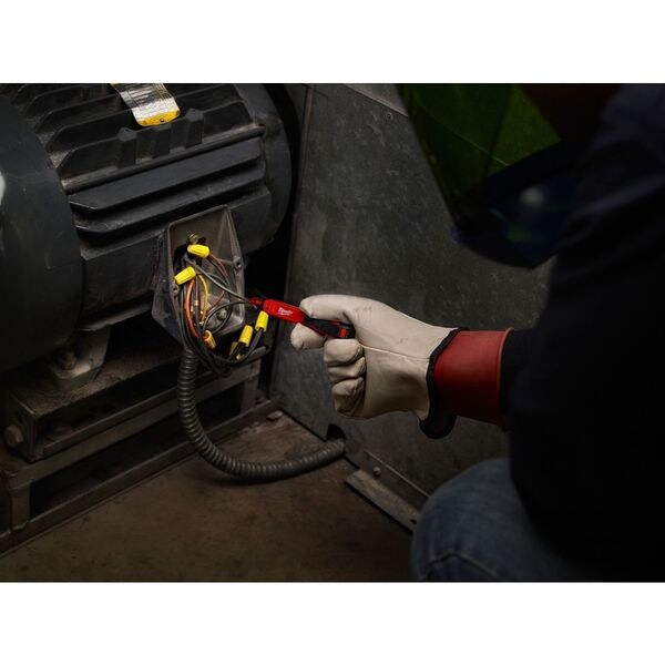 Voltage Detector w/LED