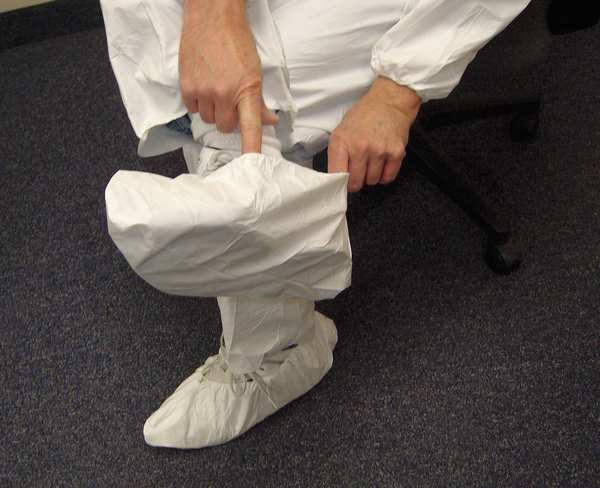 MicroGuard MPÂ®, Microporous Shoe Cover, Shoe Covers, L, White, PK400