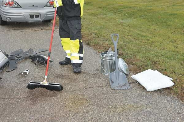 Industrial Shovel, 14 In. W, Gray