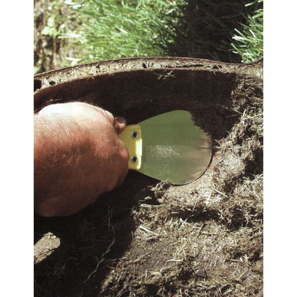 Mower deck scraper, 8