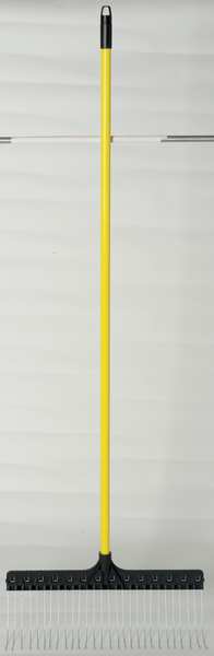 24-tine Lawn Rake with 54