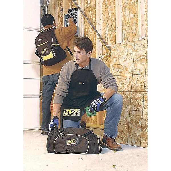 Black Nylon One Size Fits All, 2 Pockets