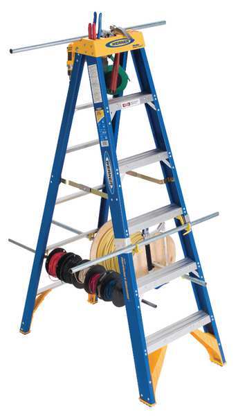 8 ft Fiberglass Stepladder