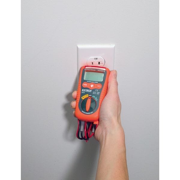 Digital Multimeter, 600 Max. AC Volts, 600 Max. DC Volts, 200 mA Max. AC Amps, 200 mA Max. DC Amps