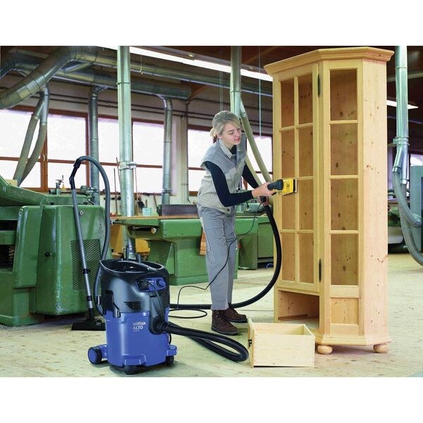 Contractor Shop Vacuum, 1-1/4