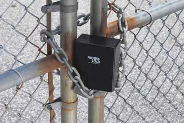 Padlock Guard, Hardened Steel, Blk, 5-1/4