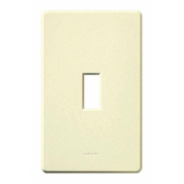 Traditional Fassada Wall Plates, Number of Gangs: 1 Gloss Finish, Almond