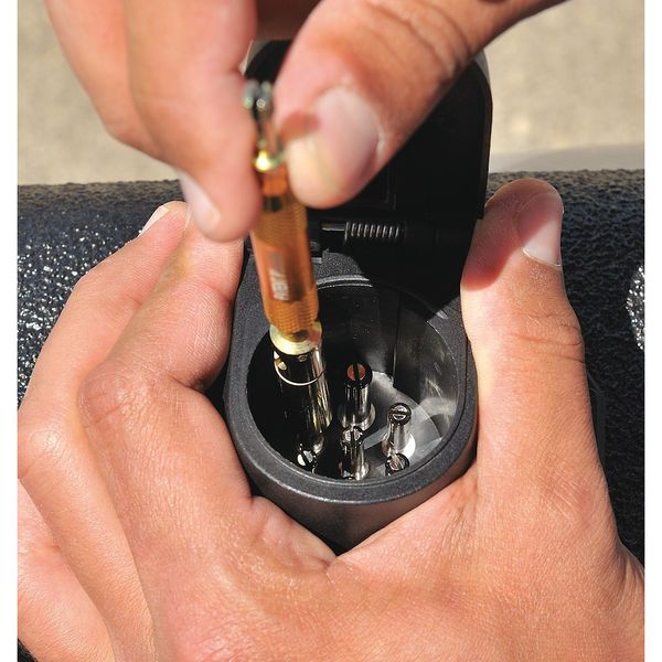 7 Round Pin Connector Cleaners, PR