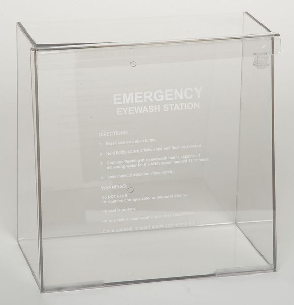 Eyewash Station in Clear